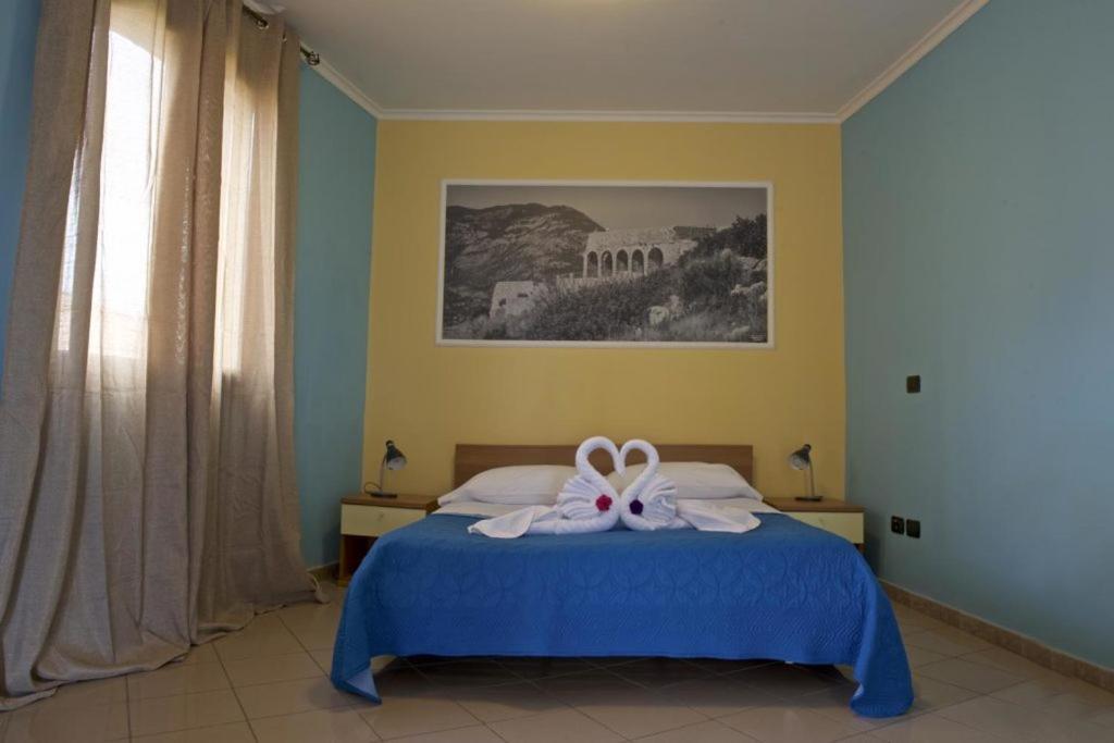 Hotel Ristorante Al Canto Delle Sirene Terracina Buitenkant foto