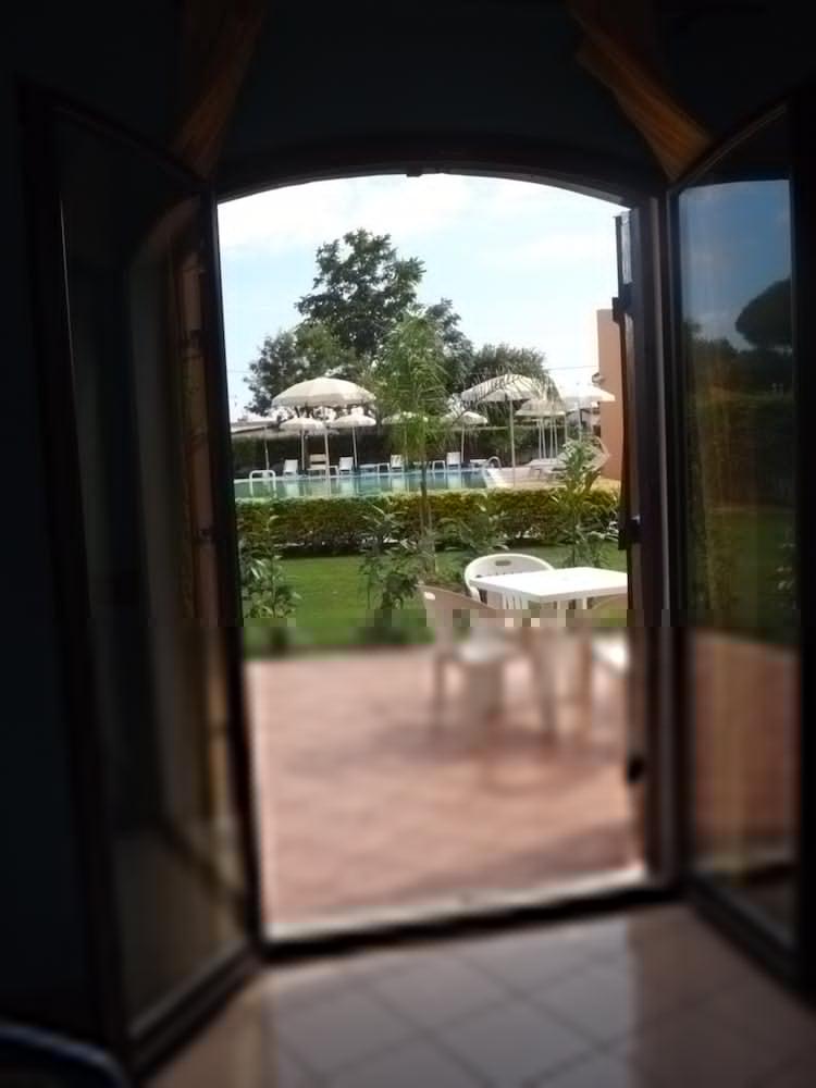 Hotel Ristorante Al Canto Delle Sirene Terracina Buitenkant foto
