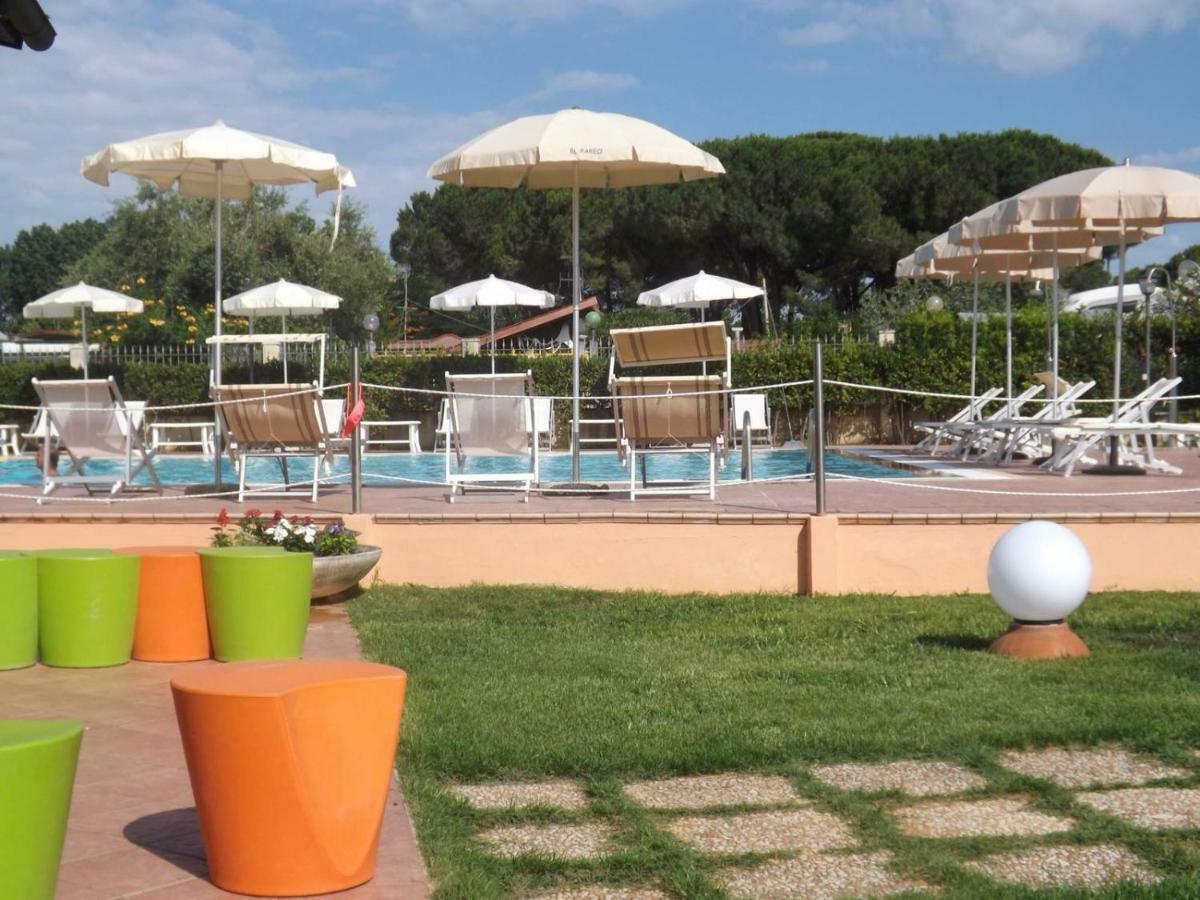 Hotel Ristorante Al Canto Delle Sirene Terracina Buitenkant foto